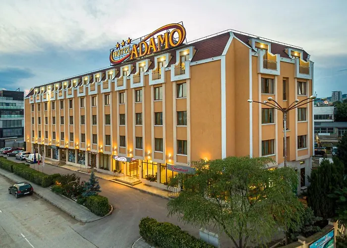 Adamo 3* Warna